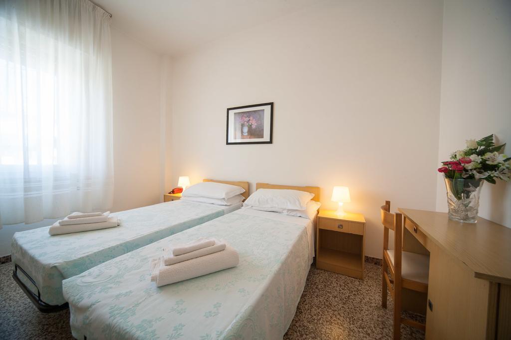 Hotel Madison Riccione Dış mekan fotoğraf